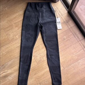 ALO Yoga Black Camouflage High-Waist Leggings